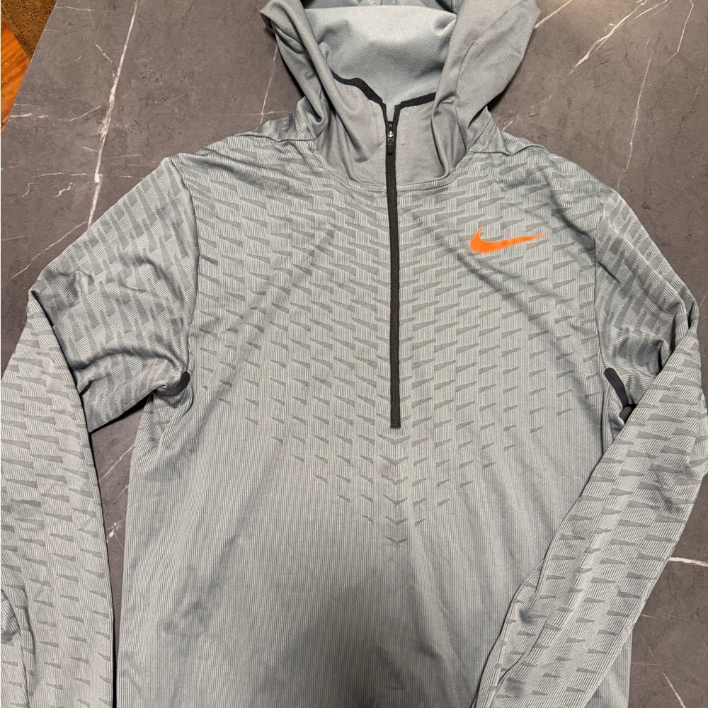 Nike Light Gray and Orange Textured Hoodie